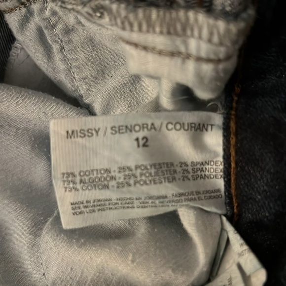 Apt. 9 Denim Bermuda Shorts, Sz 12/31 . - Picture 6 of 6